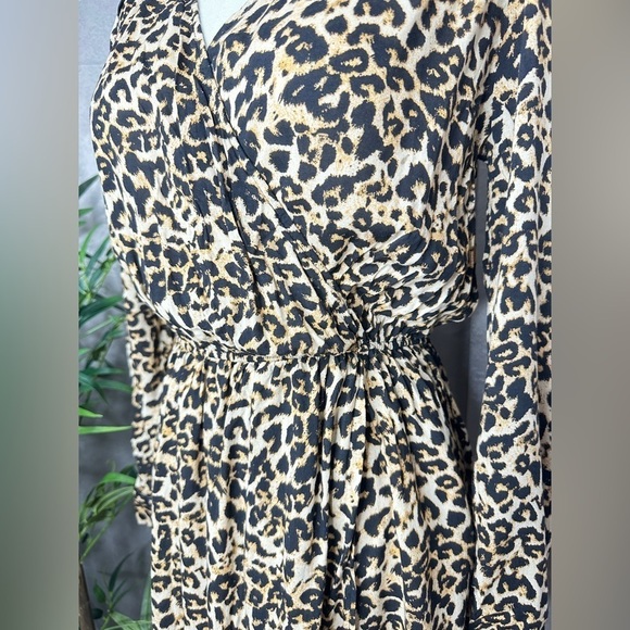 Zara Women’s Leopard Print Long Sleeve Mini Dress in Brown Sz XS - Picture 5 of 13